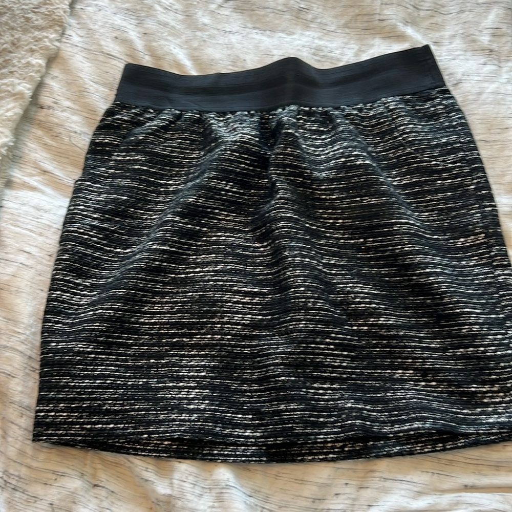 Women’s Tweed Skirt with pockets Size Large